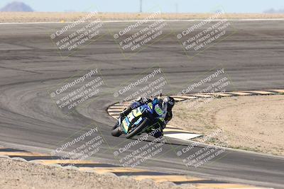 media/Oct-30-2025-Racers Edge (Thu) [[dabbdaf680]]/3-B Group/Session 2 (Bowl Exit)/